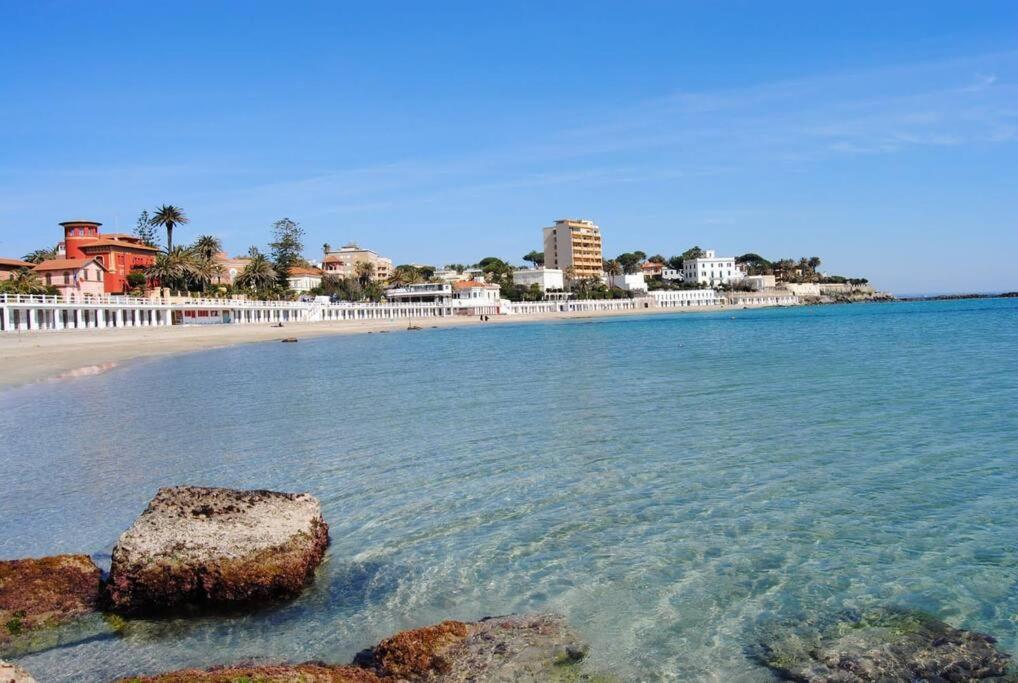 Suite La Marinella Localita Caccia Riserva サンタ・マリネッラ エクステリア 写真